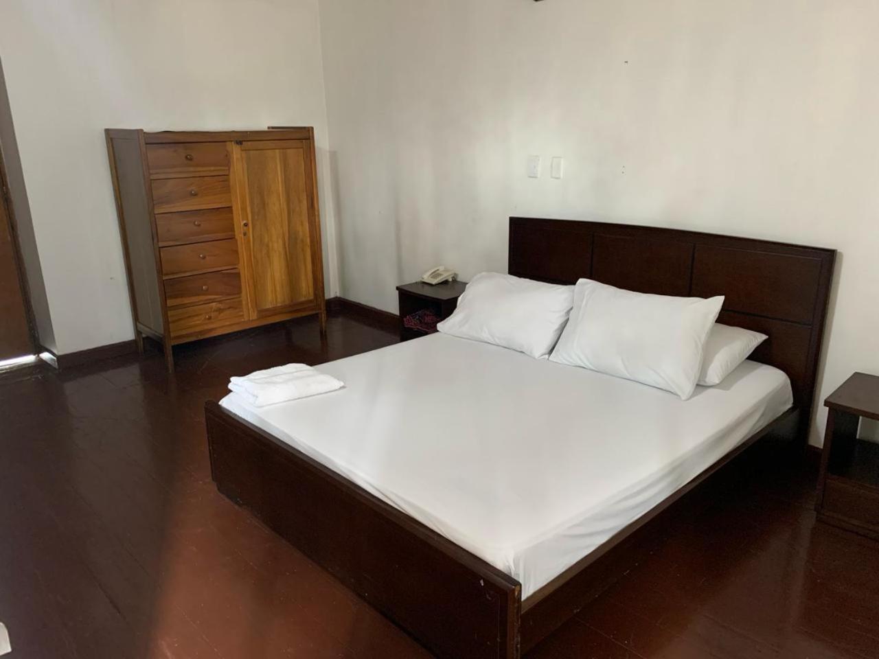 Hostal Boutique Del Regidor Буга Экстерьер фото